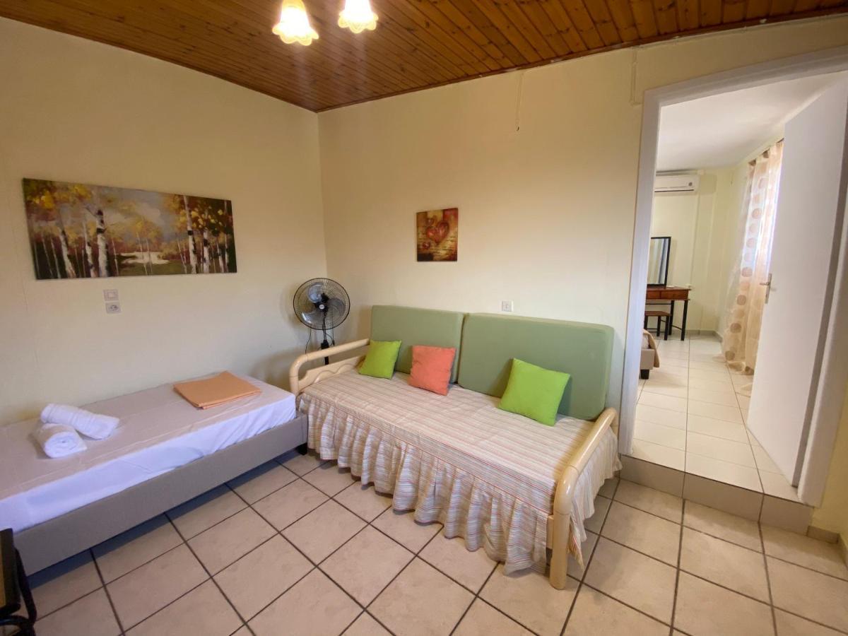 Althea Apartment Maroulás Exterior foto